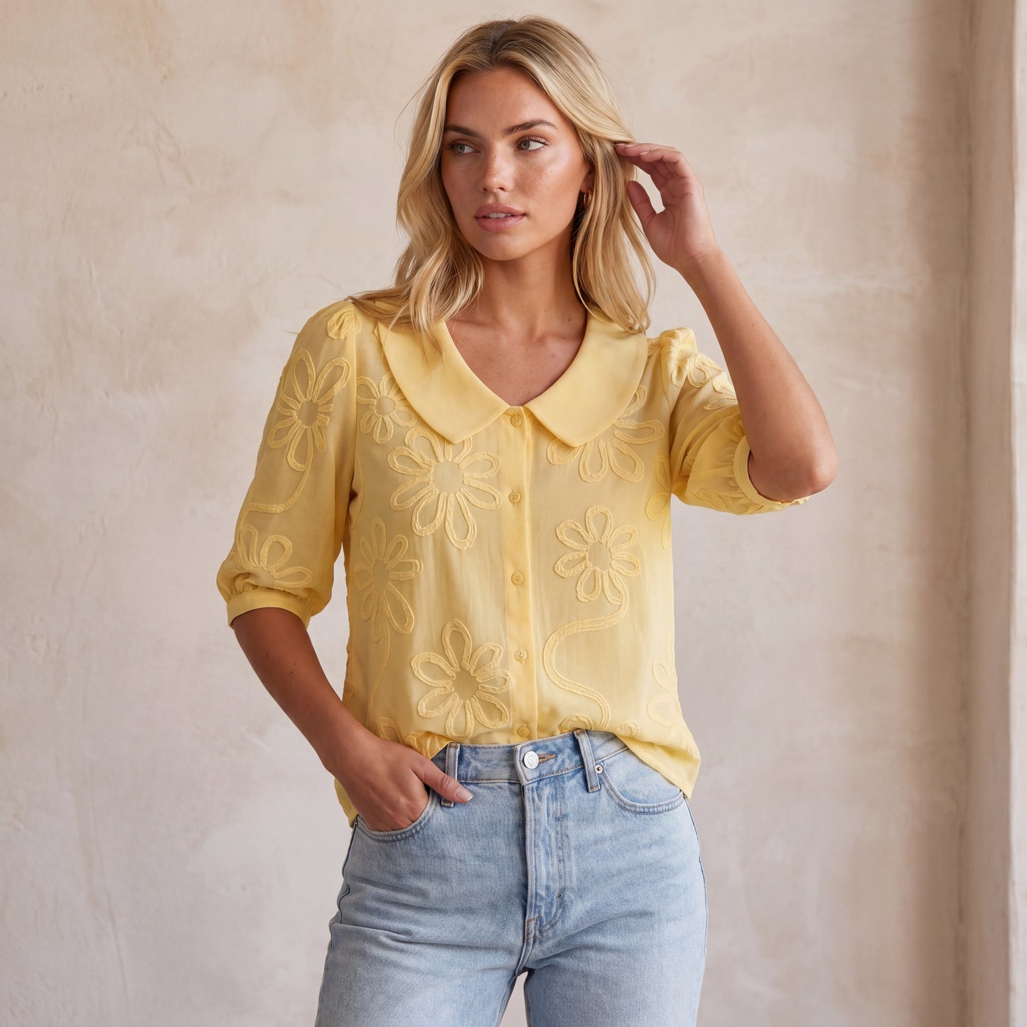 Blusa Bordada Floral