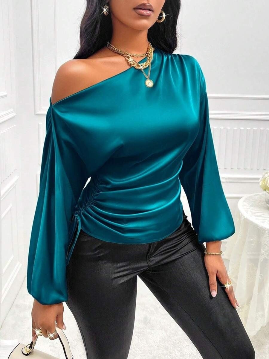 Blusa Satinada Asimétrica