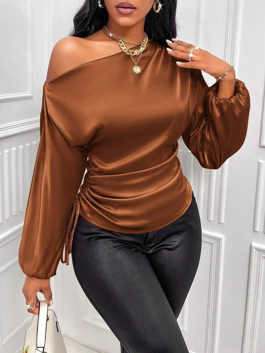 Blusa Satinada Asimétrica