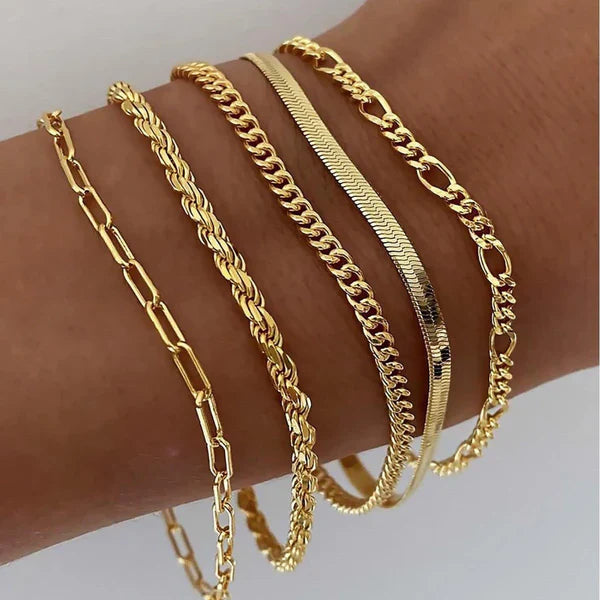 Set de 5 pulseras de oro