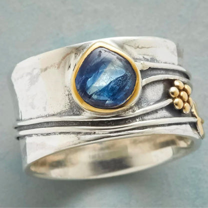 Anillo vintage de zafiro azul plateado
