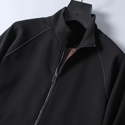 Detalle cremallera bomber negra mejorado