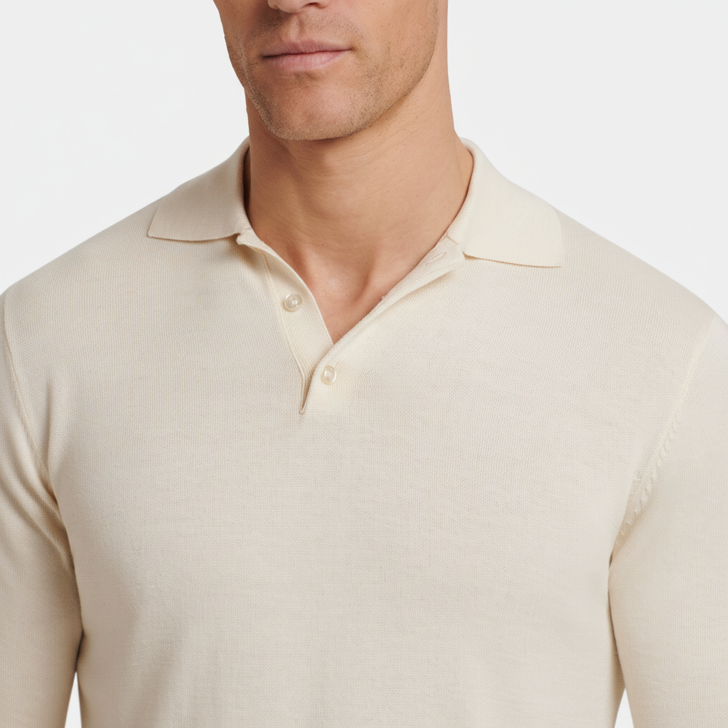 Detalle frontal cuello polo crema mejorado