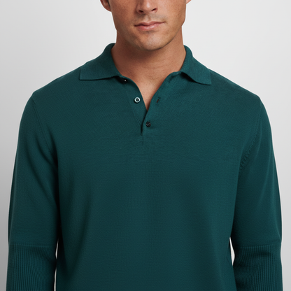 Detalle frontal cuello polo verde azulado mejorado