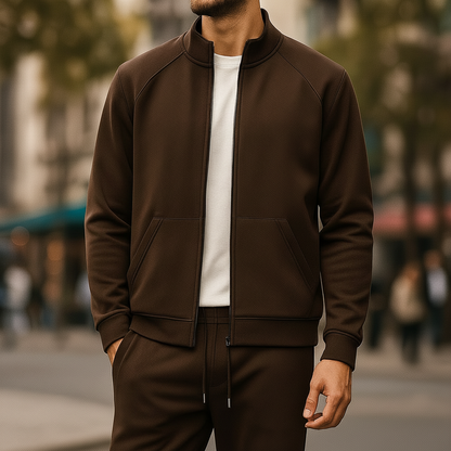 Foto lifestyle conjunto marrón mejorado