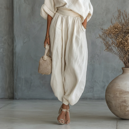 Ensemble lin épaules dénudées et pantalon fuselé
