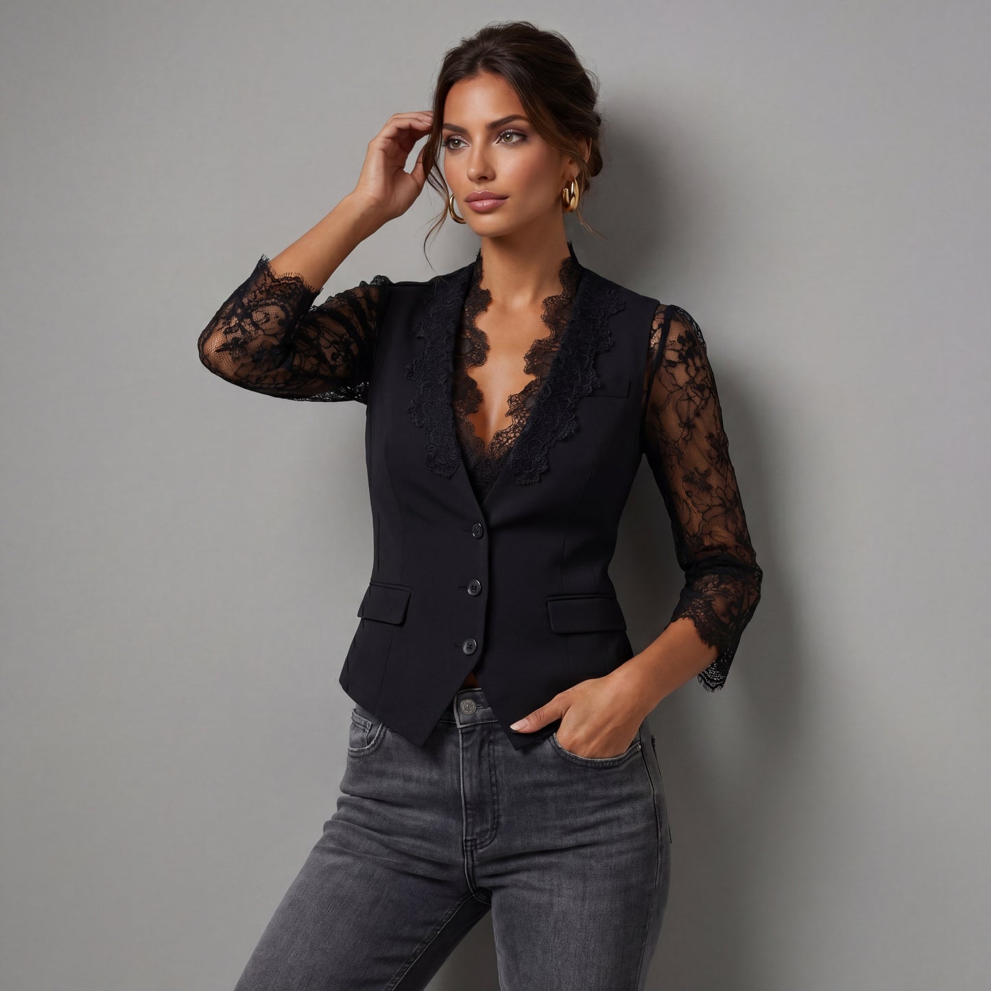 Claudia | Blazer noir avec dentelle